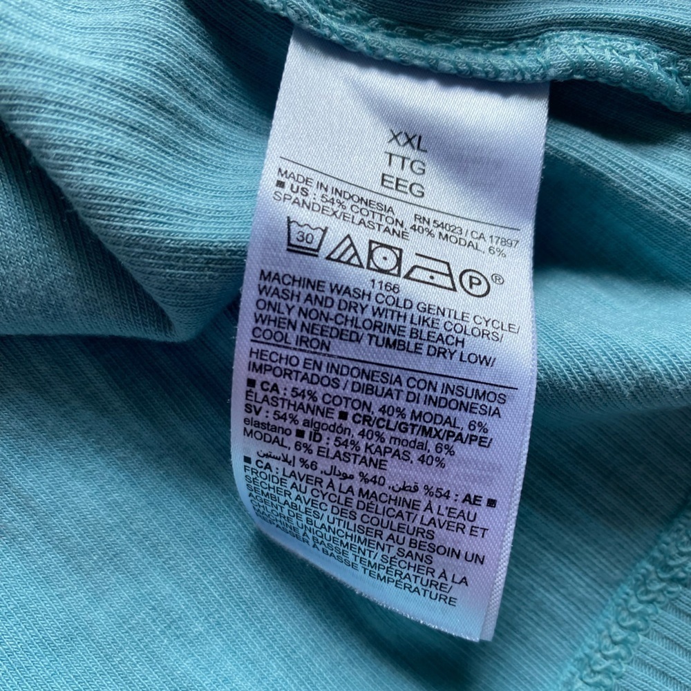 Old Navy Light Blue Short Sleeve Ribbed Shirt - Picture 3 of 5